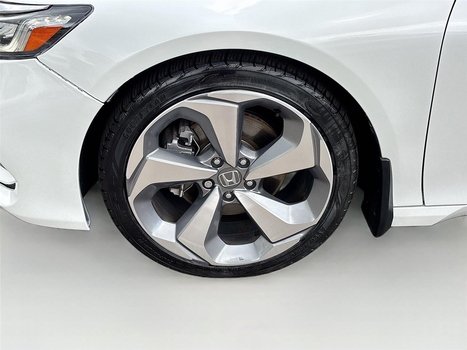 2018 Honda Accord Sedan Touring 1.5T