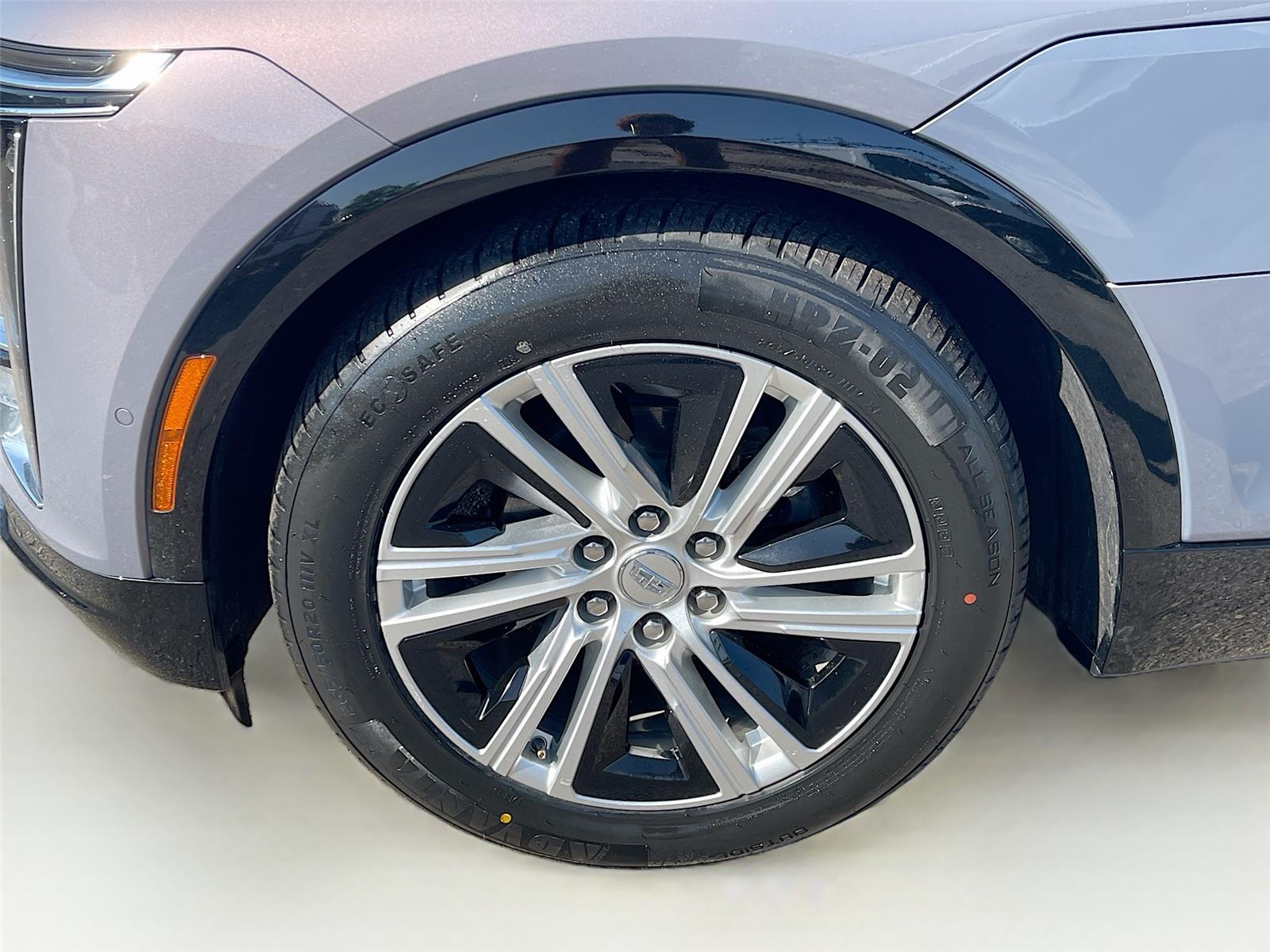 2024 Cadillac LYRIQ Tech