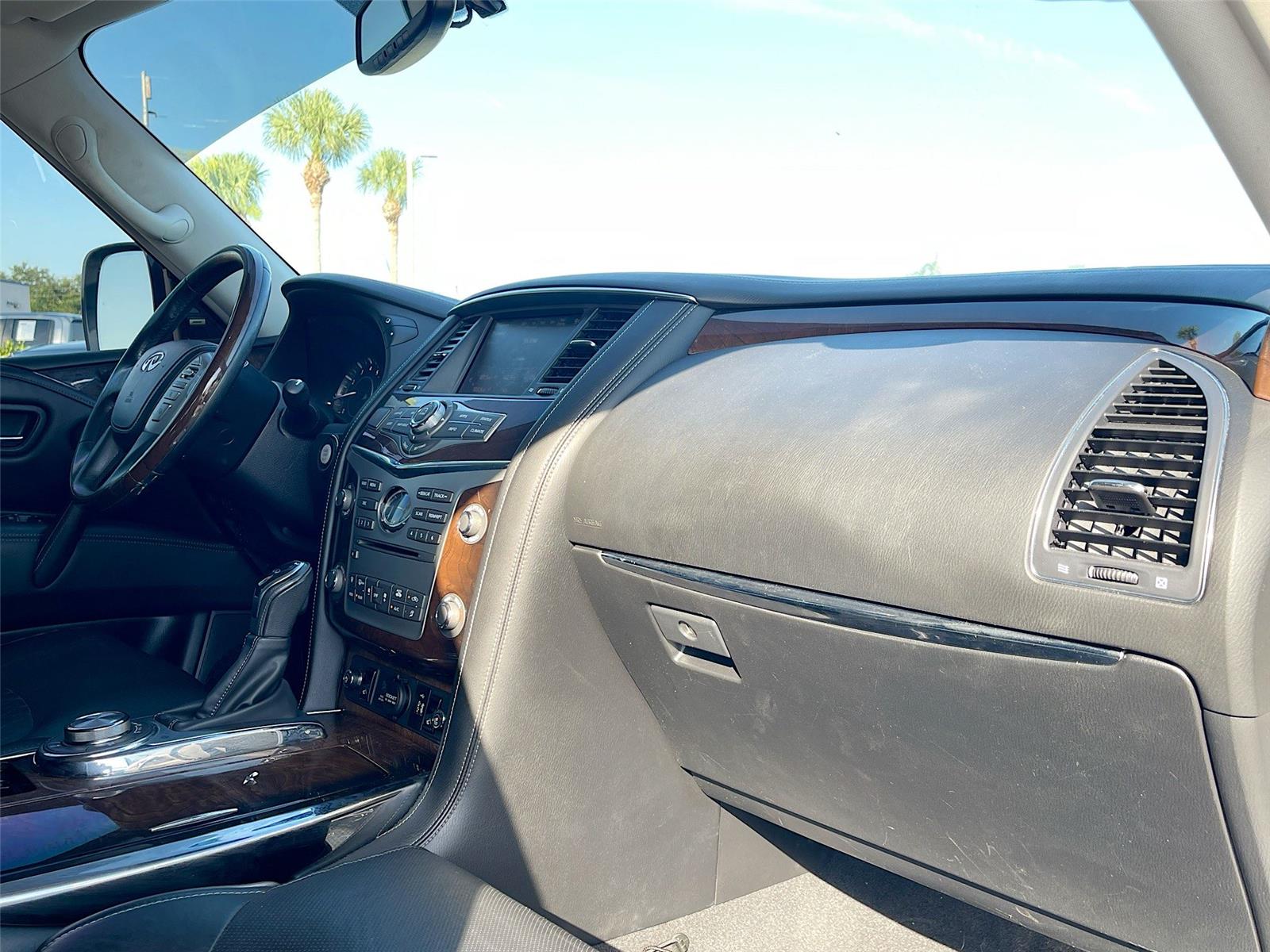 2019 INFINITI QX80 LUXE
