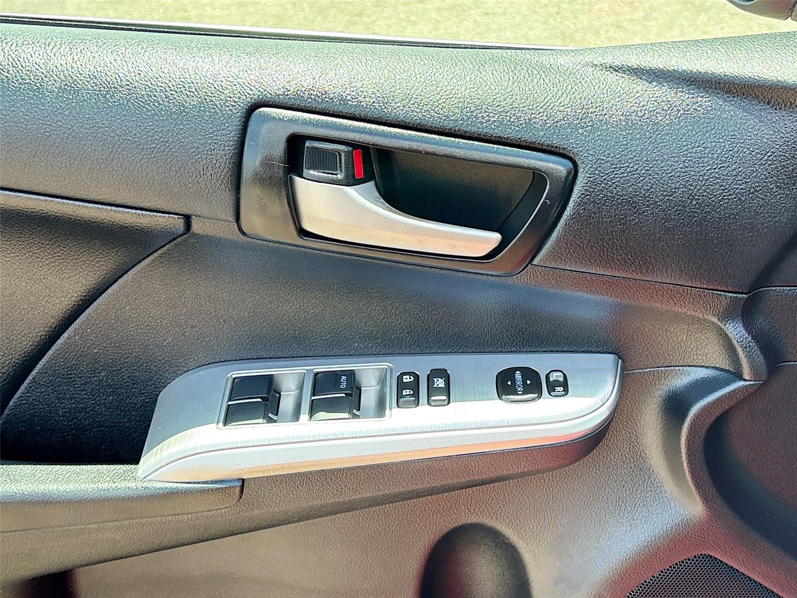 2014 TOYOTA CAMRY L/SE/LE/X