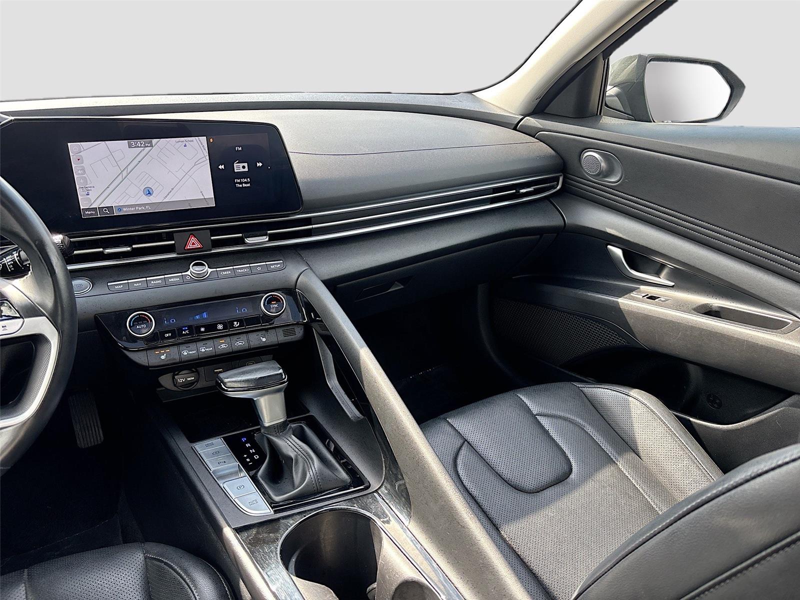 2024 Hyundai Elantra Limited