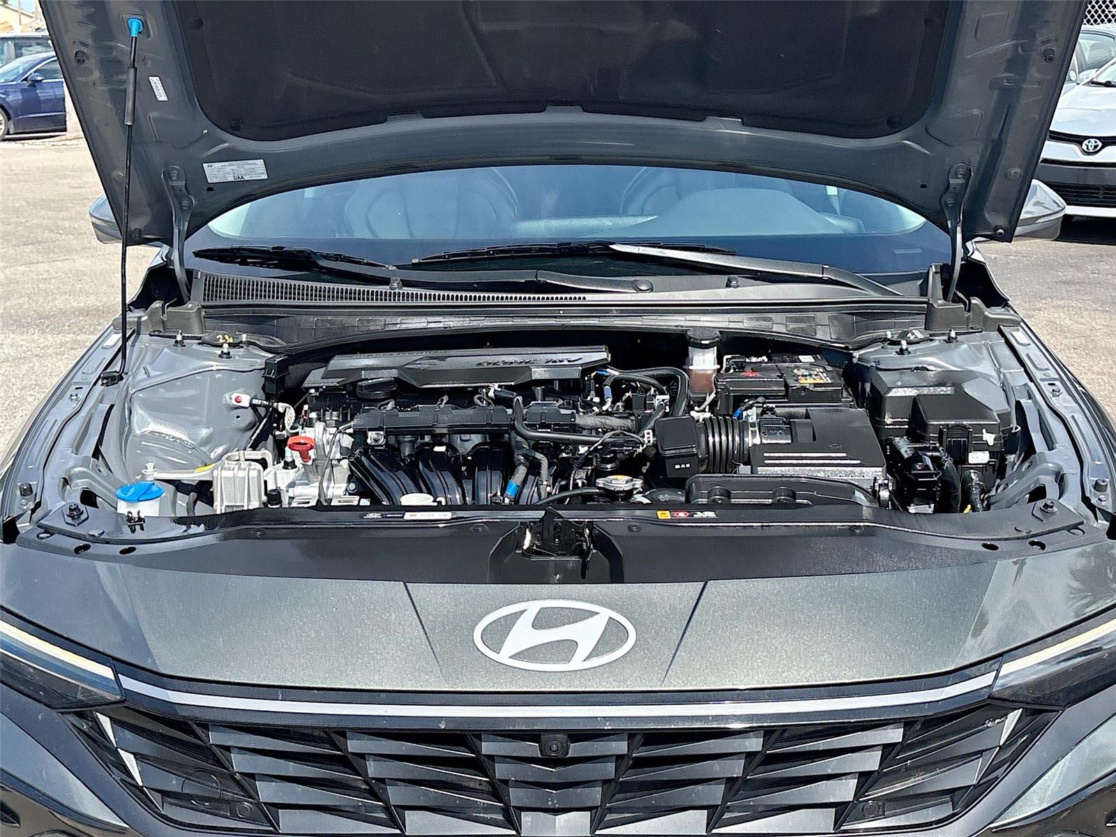 2024 Hyundai Elantra Limited
