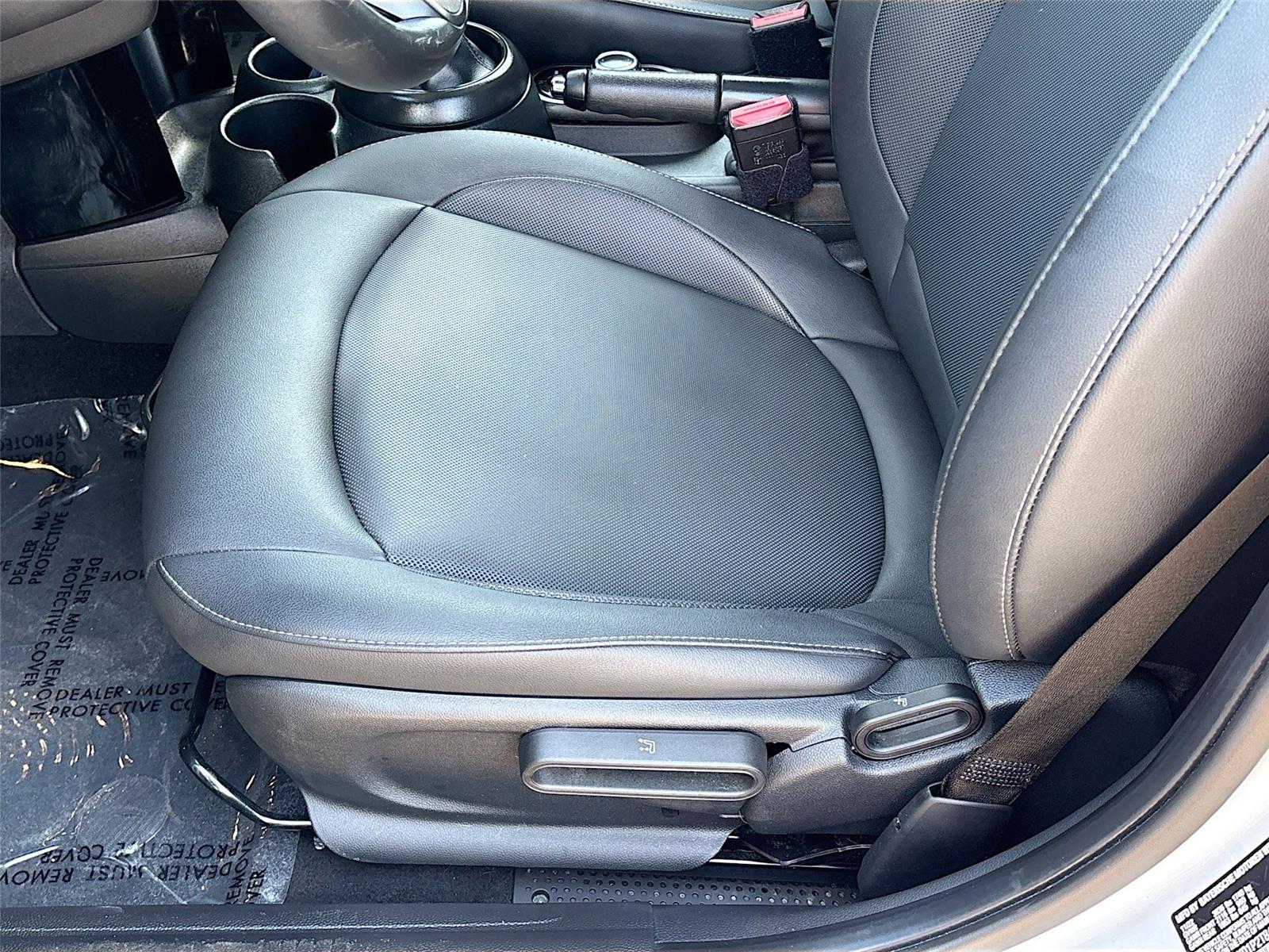 2023 MINI Hardtop 4 Door Cooper