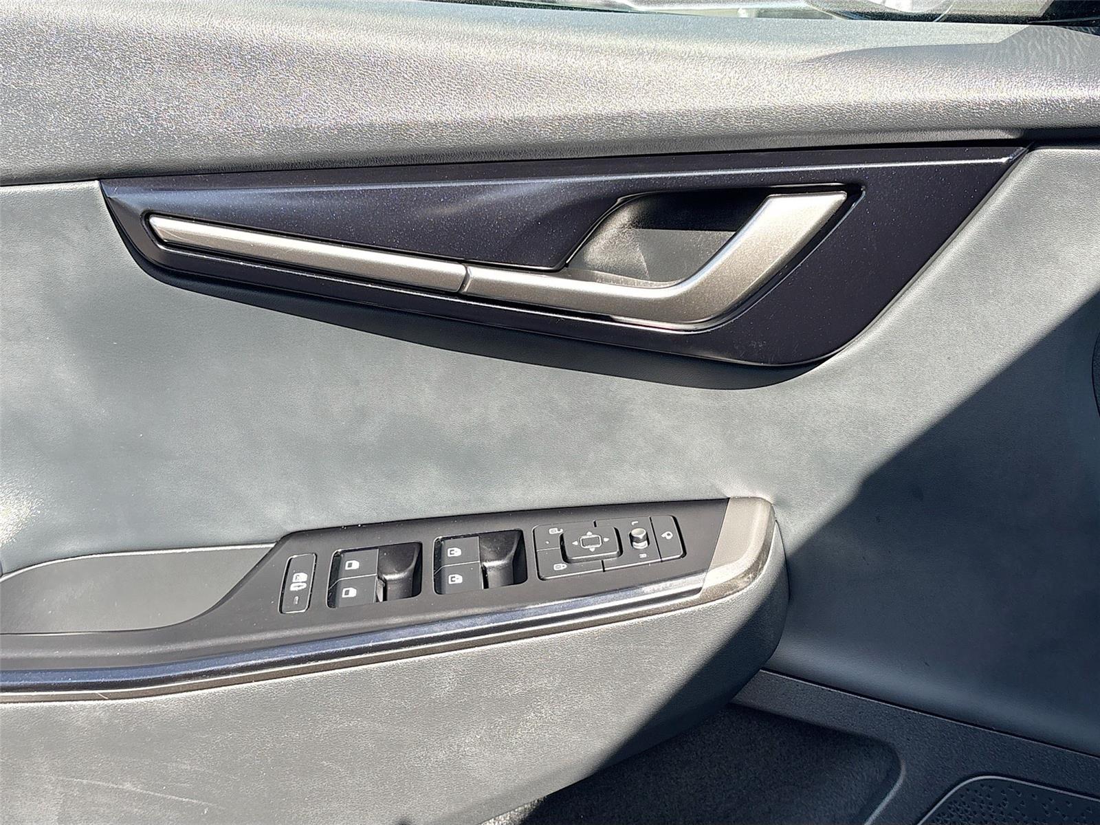2025 KIA EV6 LIGHT/WIND/