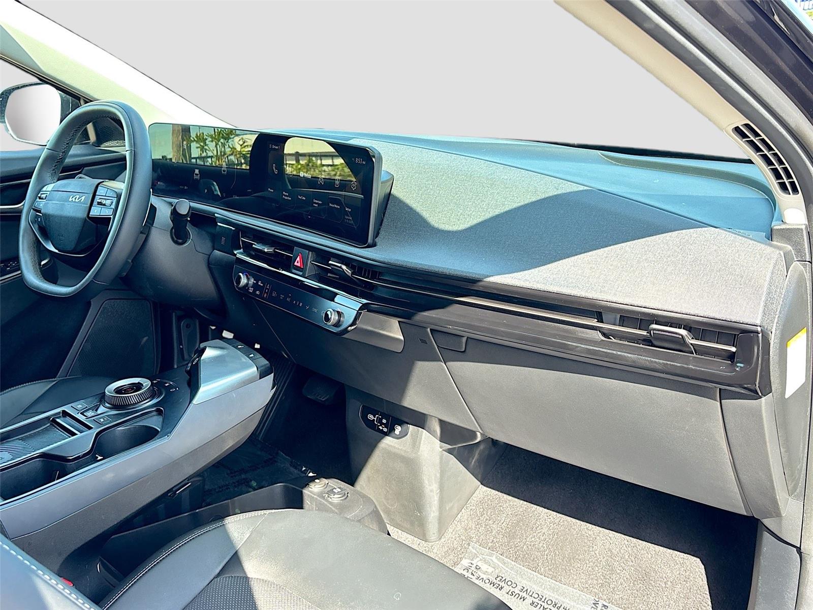 2025 KIA EV6 LIGHT/WIND/