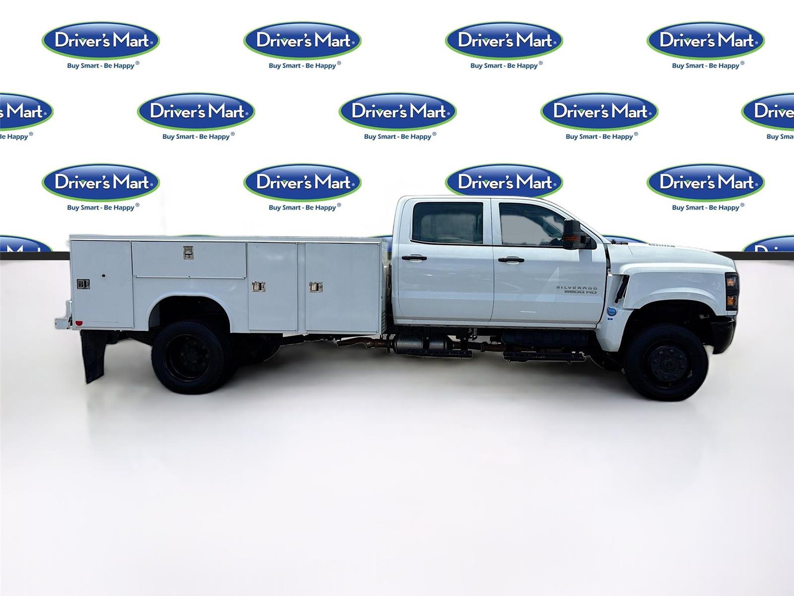 2022 Chevrolet Silverado 5500HD Work Truck