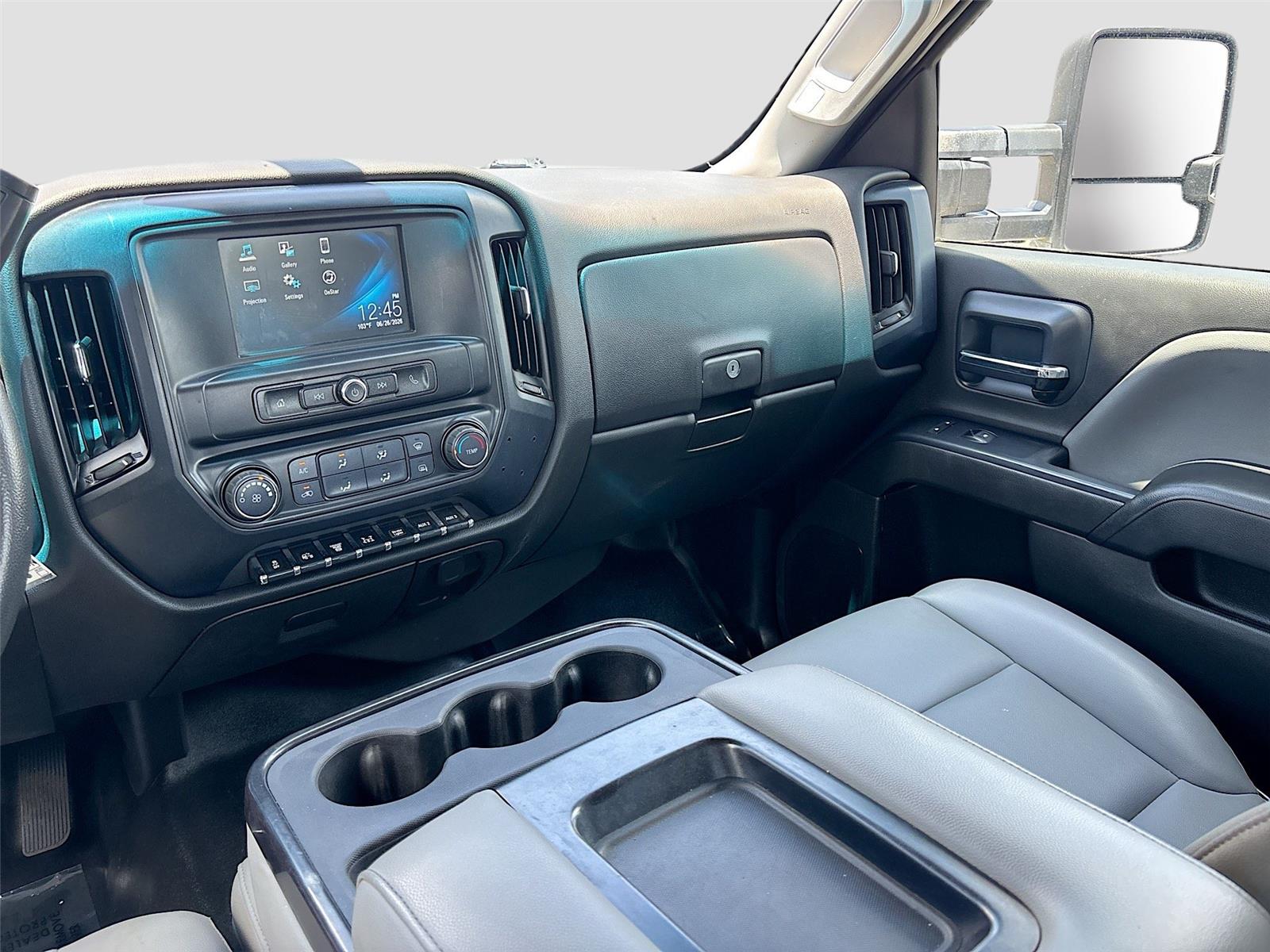 2022 Chevrolet Silverado 5500HD Work Truck