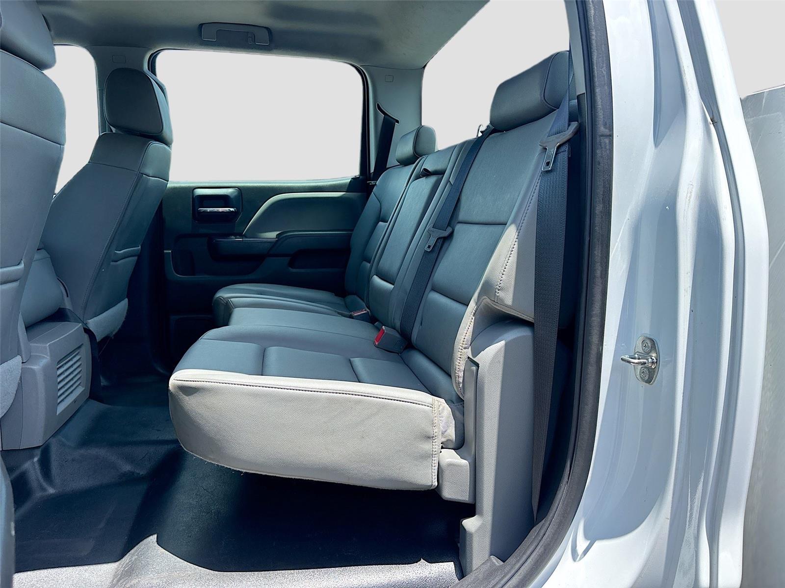 2022 Chevrolet Silverado 5500HD Work Truck
