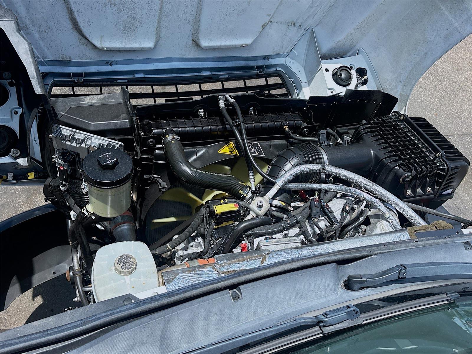 2022 Chevrolet Silverado 5500HD Work Truck