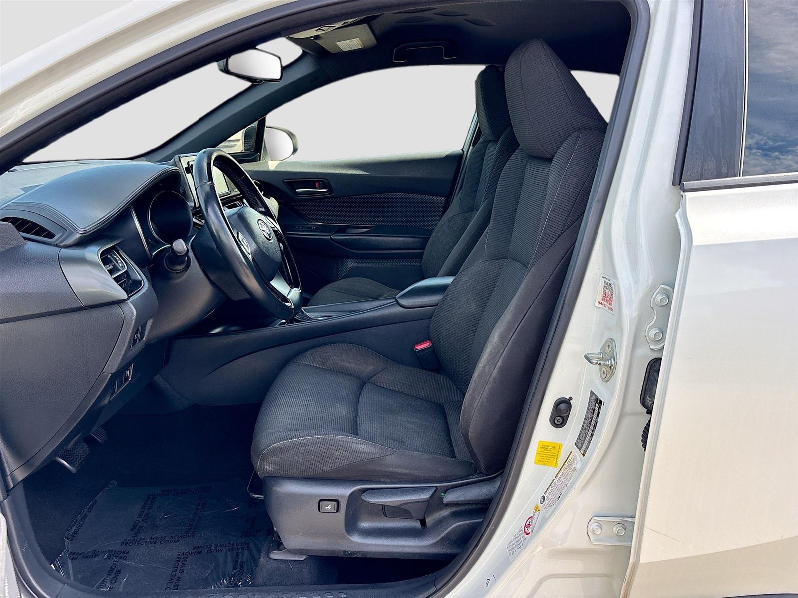 2018 TOYOTA C-HR XLE/XLE PR