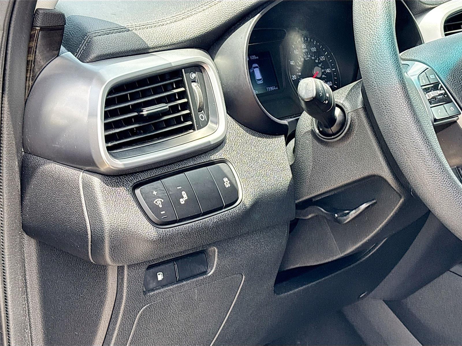 2020 Kia Sorento LX