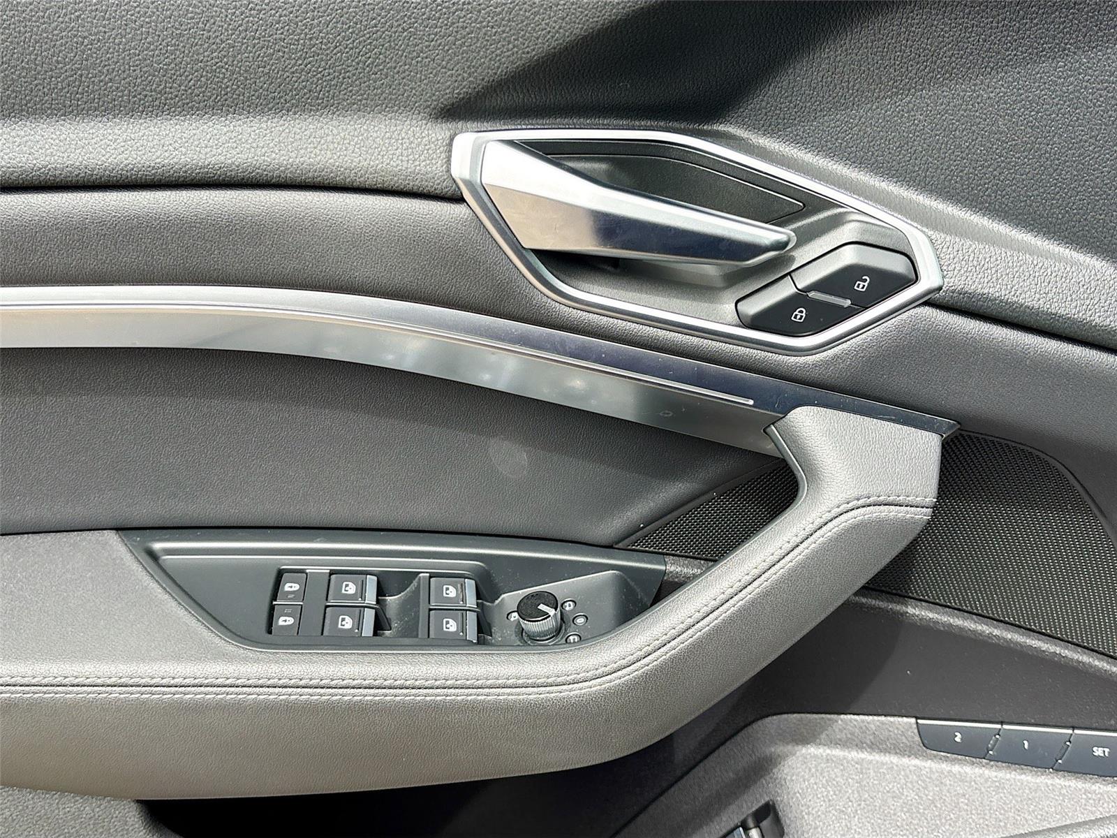2021 Audi e-tron Premium