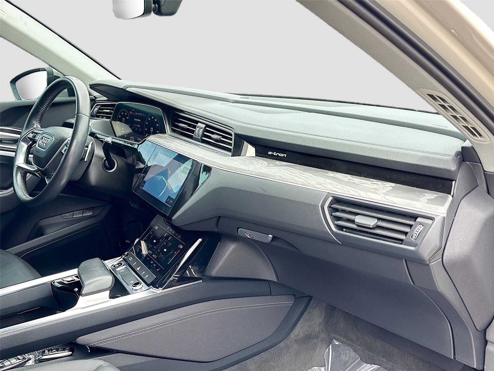 2021 Audi e-tron Premium