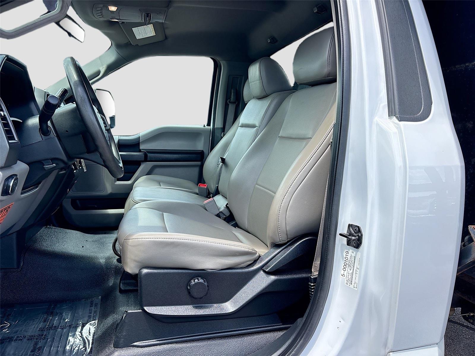 2019 Ford Super Duty F-550 DRW XL