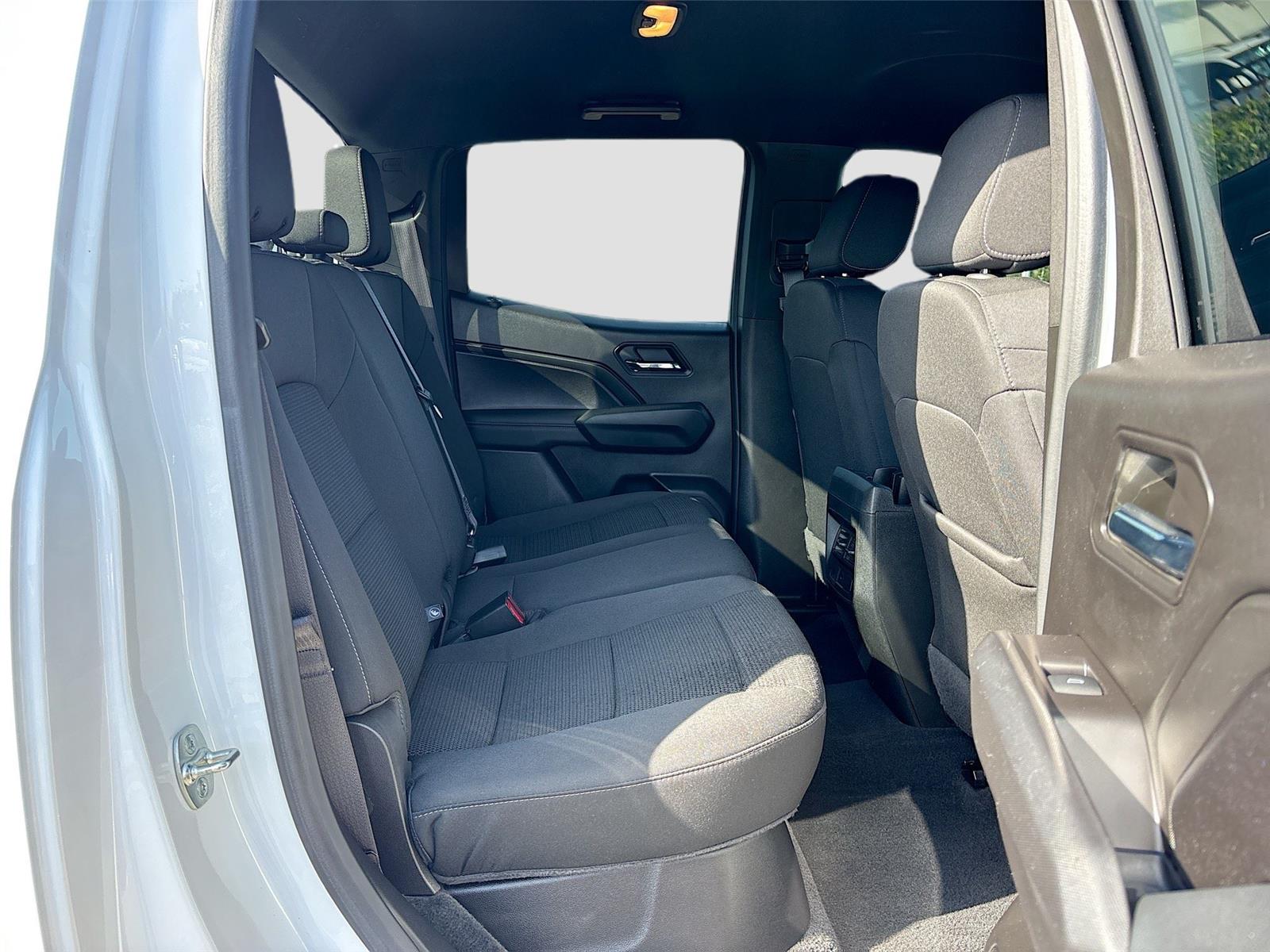 2024 GMC CANYON ELEVATIO