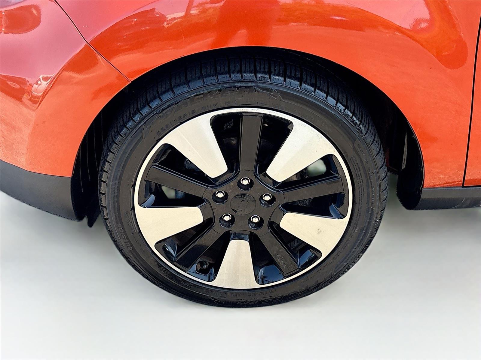 2019 Kia Soul +