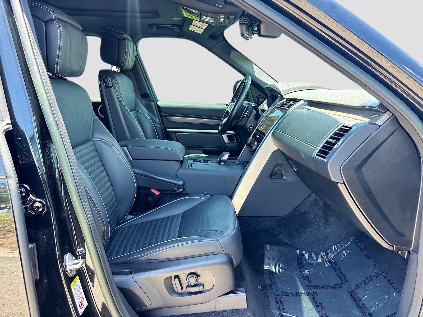 2023 Land Rover Discovery Metropolitan Edition