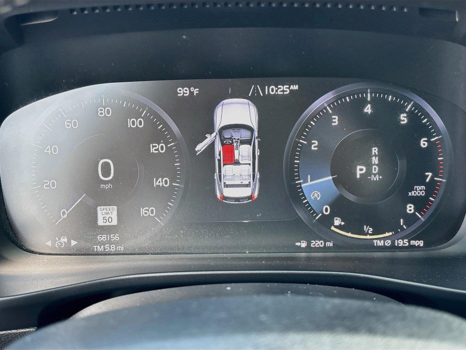 2019 VOLVO XC40 T4 R-DESIG