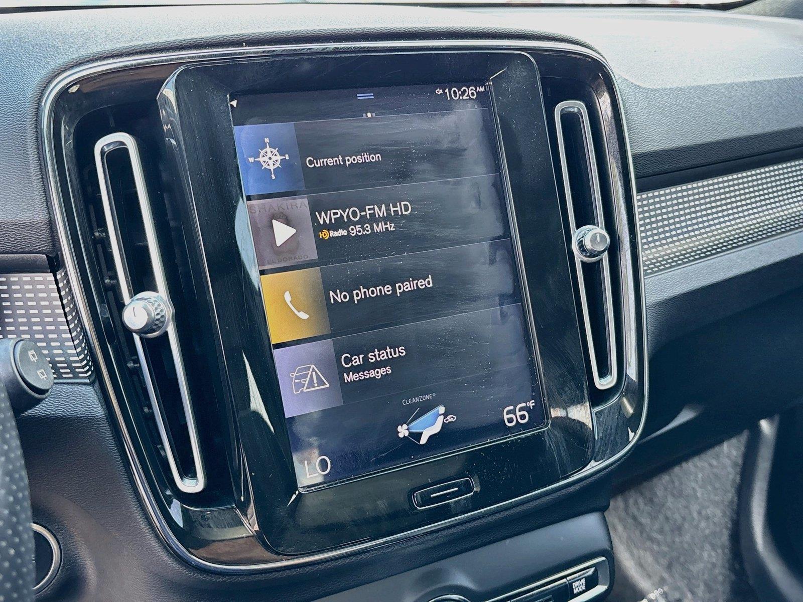 2019 VOLVO XC40 T4 R-DESIG