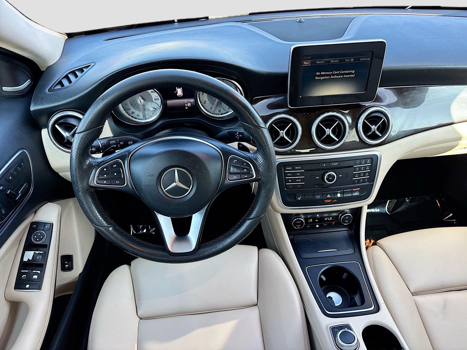 2017 MERCEDES-BEN GLA250