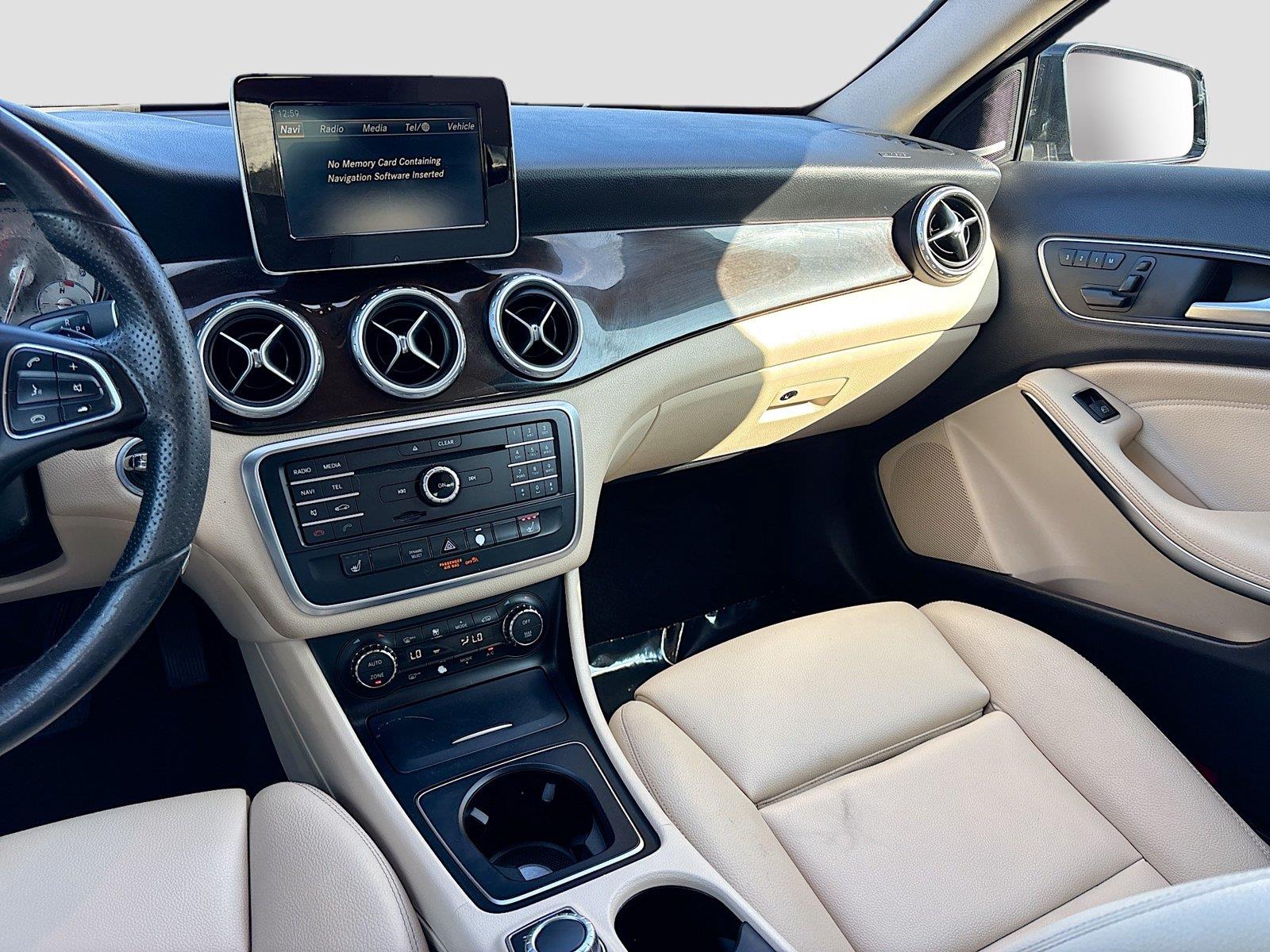 2017 MERCEDES-BEN GLA250