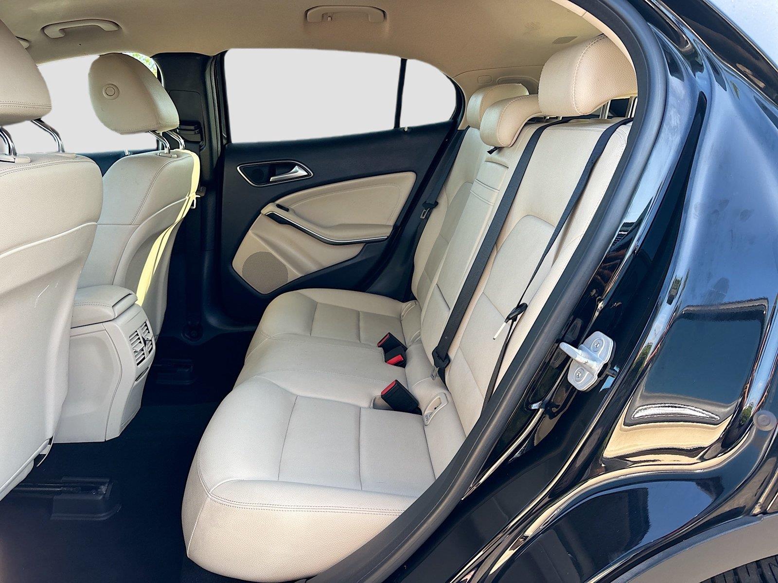 2017 MERCEDES-BEN GLA250