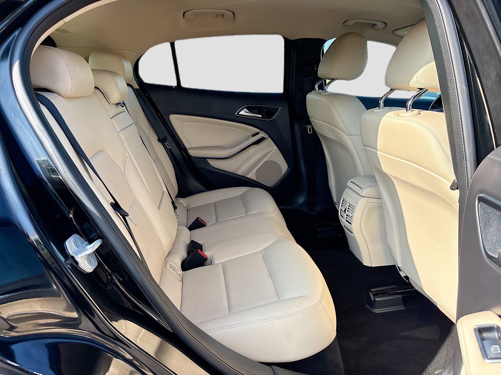 2017 MERCEDES-BEN GLA250