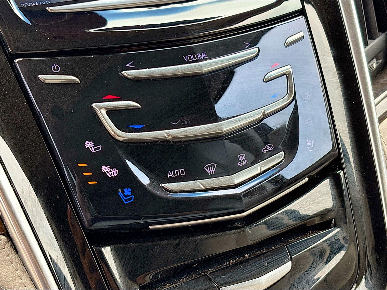 2018 Cadillac Escalade Luxury