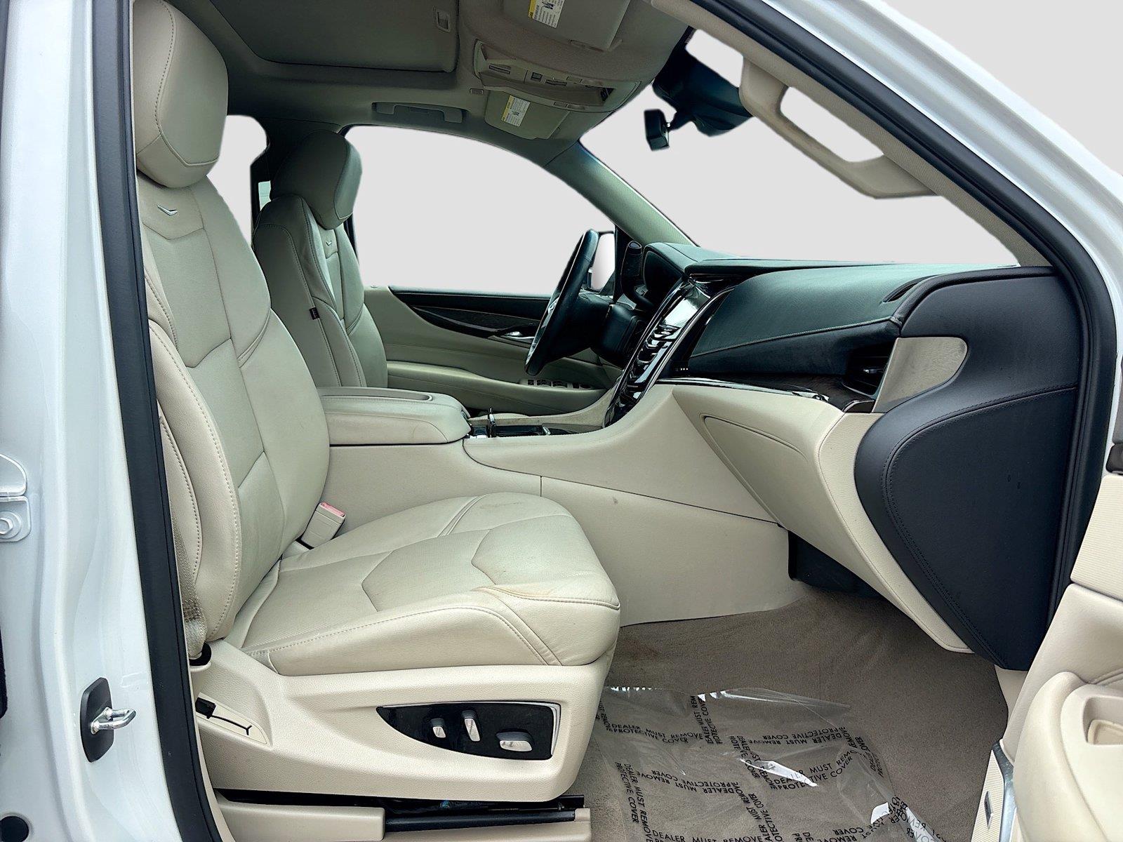 2018 Cadillac Escalade Luxury