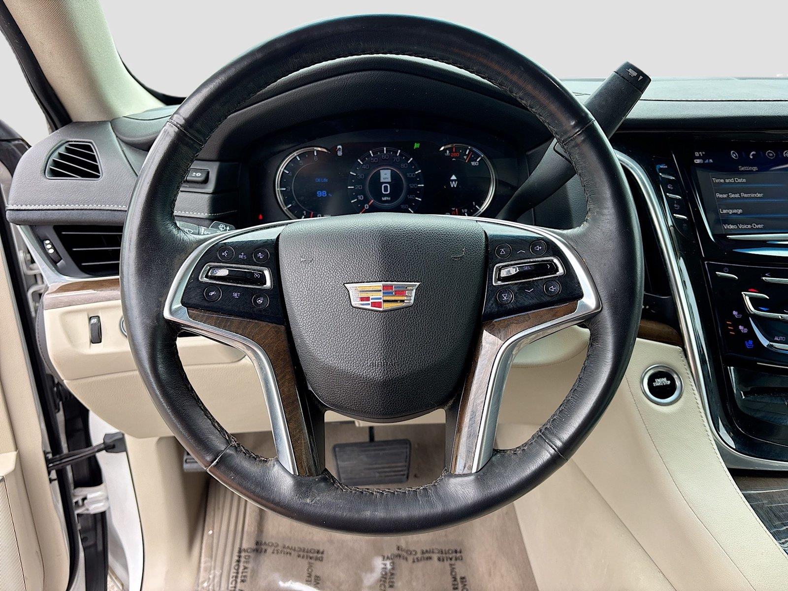 2018 Cadillac Escalade Luxury