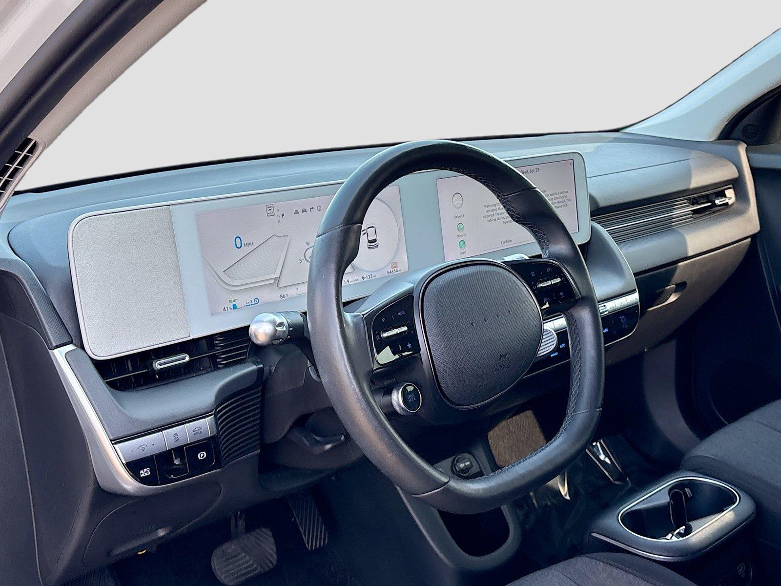 2024 Hyundai IONIQ 5 SEL