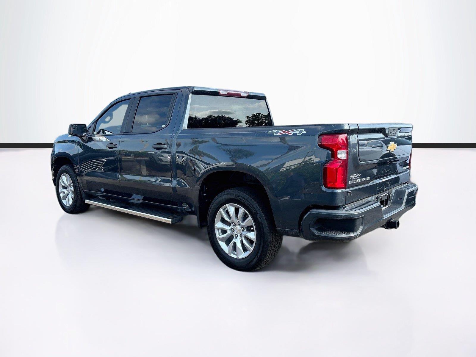 2022 Chevrolet Silverado 1500 LTD Custom