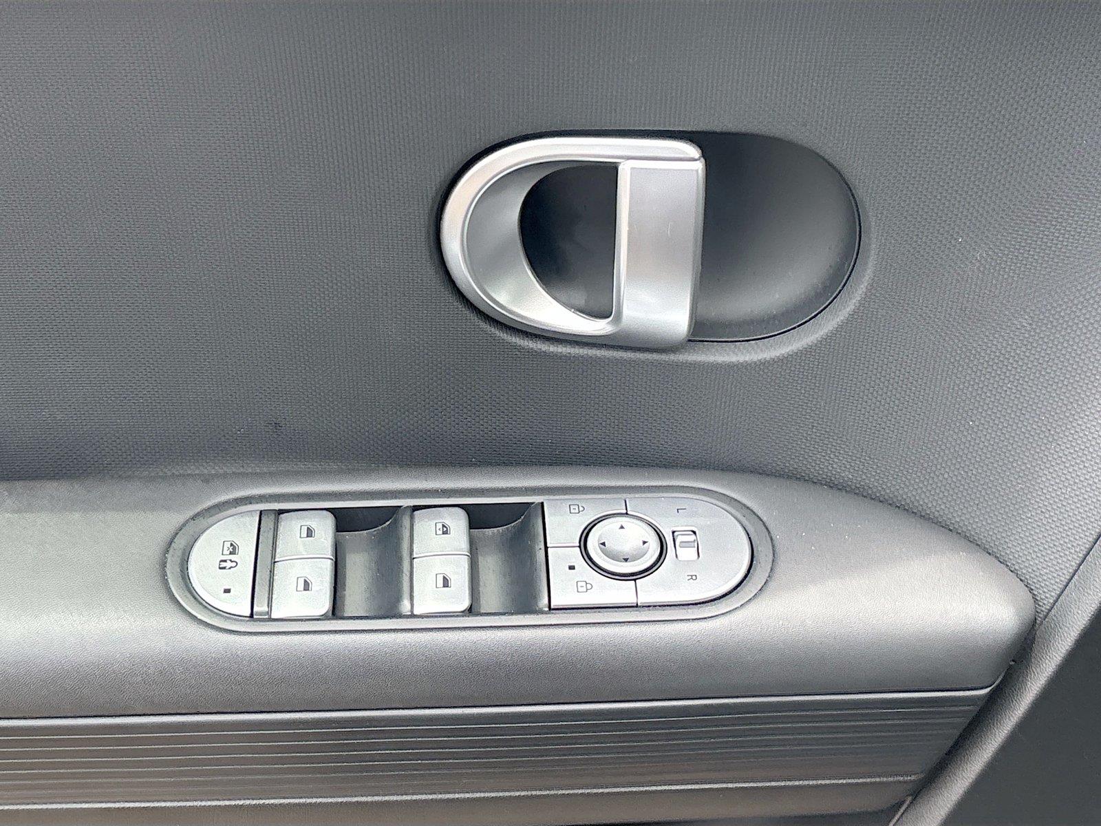 2023 Hyundai IONIQ 5 SE