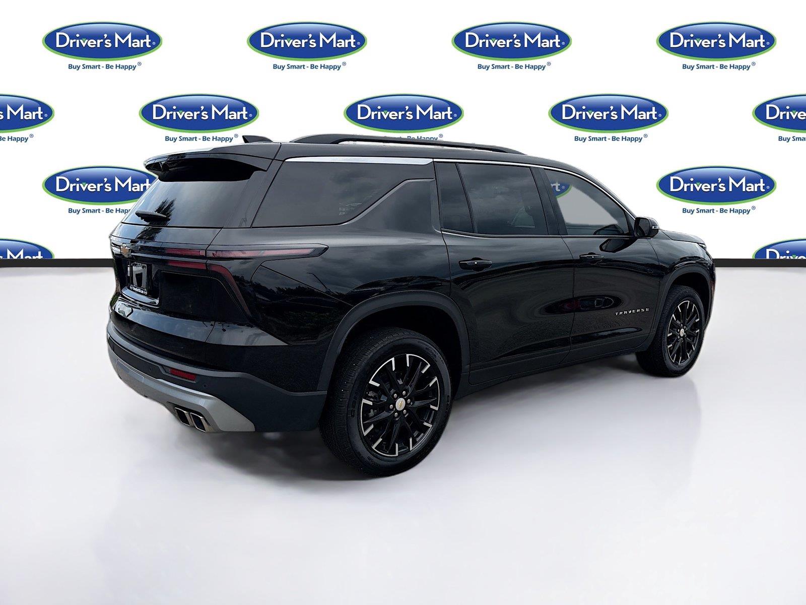 2025 Chevrolet Traverse FWD LT