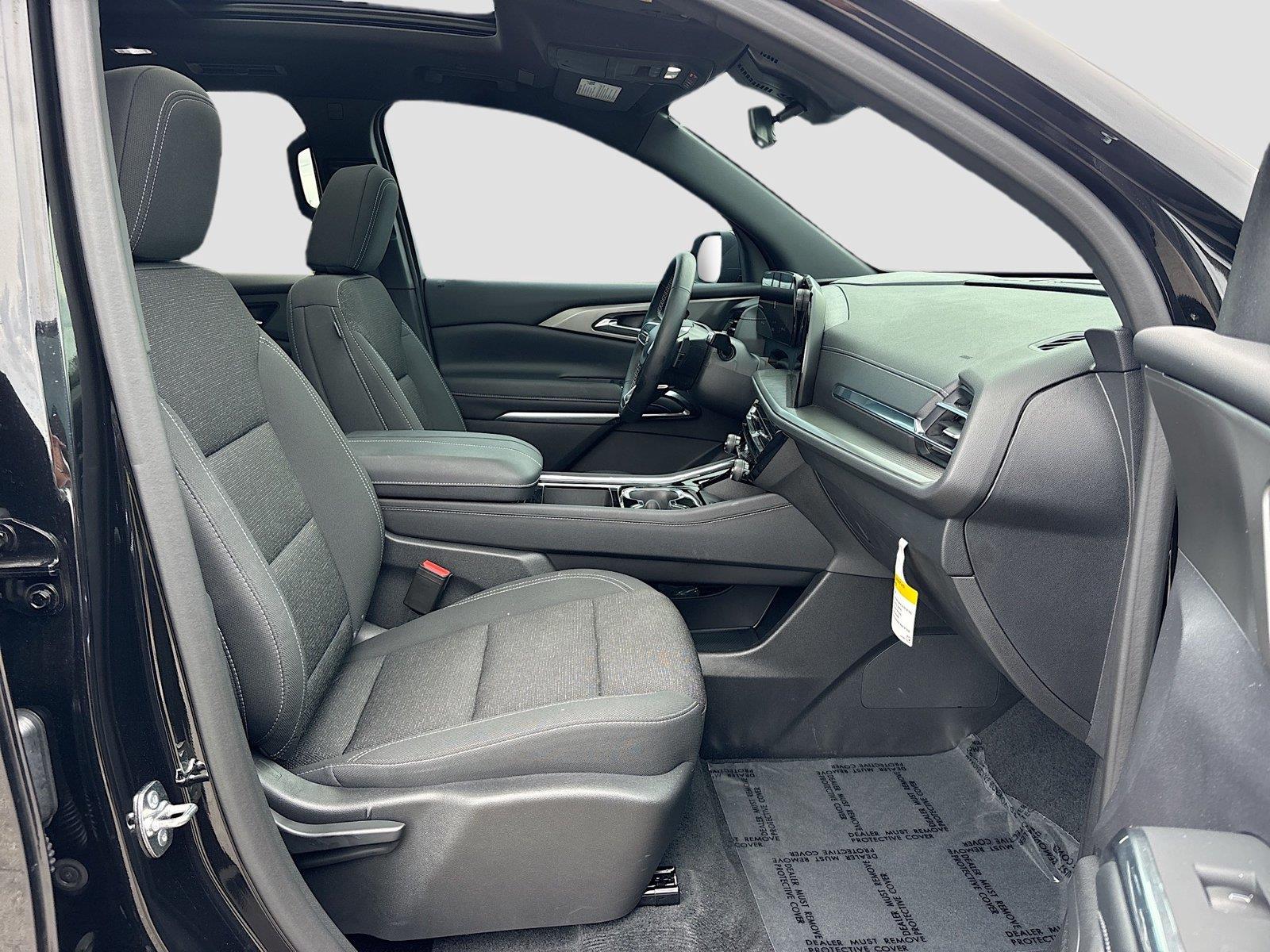2025 Chevrolet Traverse FWD LT