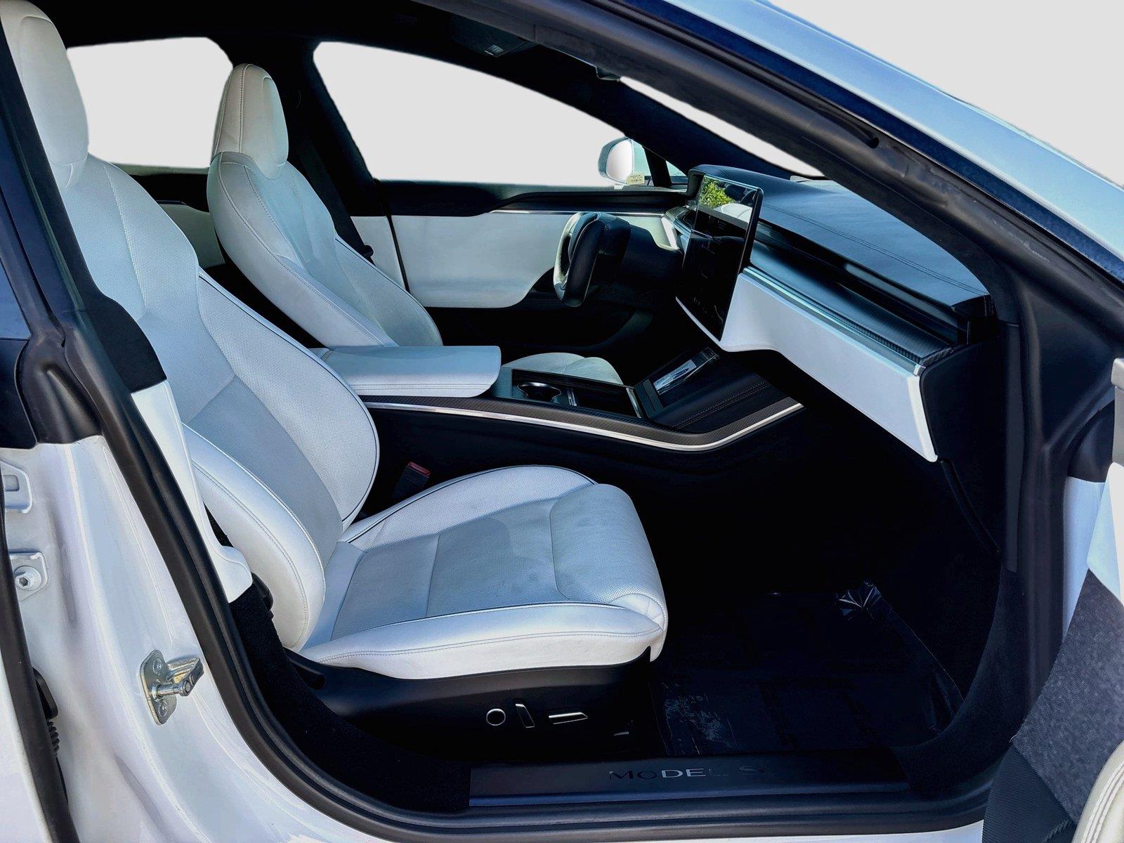 2022 Tesla Model S Plaid