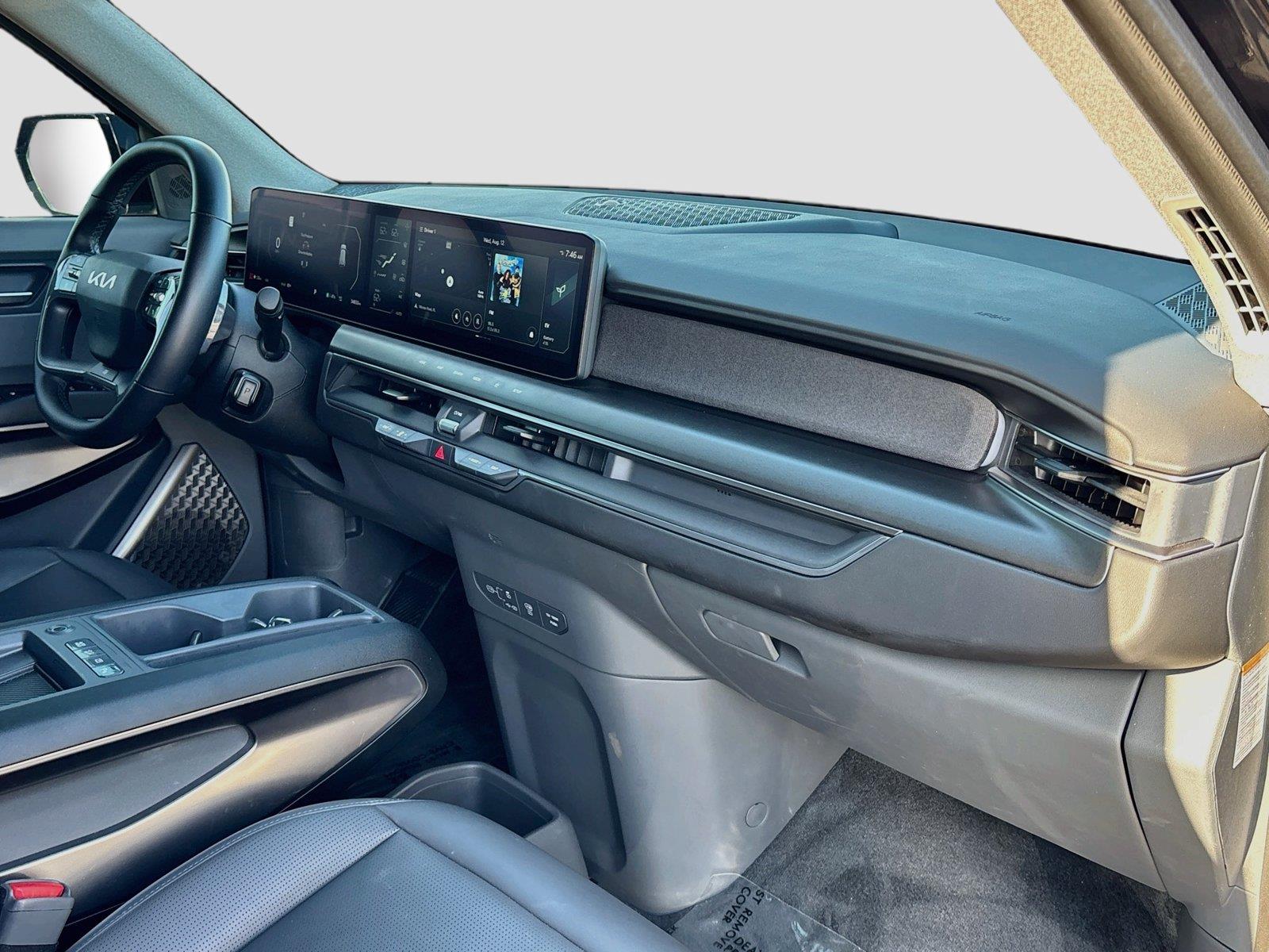 2024 Kia EV9 Light Long Range