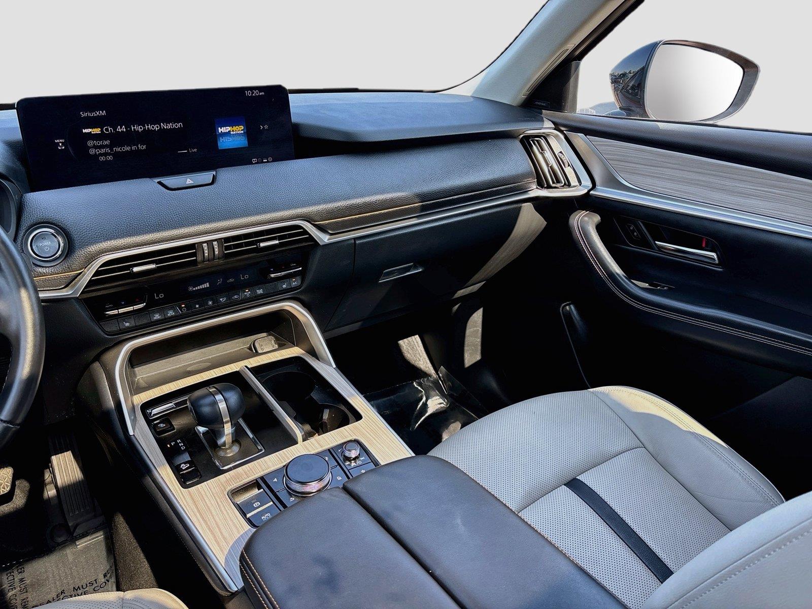 2025 Mazda CX-70 PHEV Premium Package