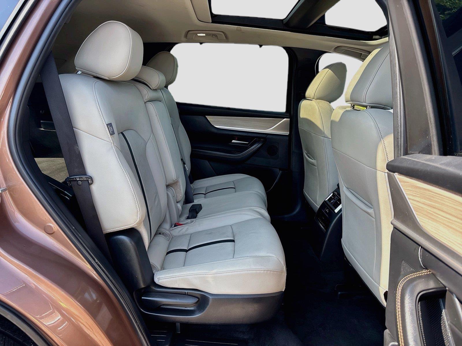 2025 Mazda CX-70 PHEV Premium Package