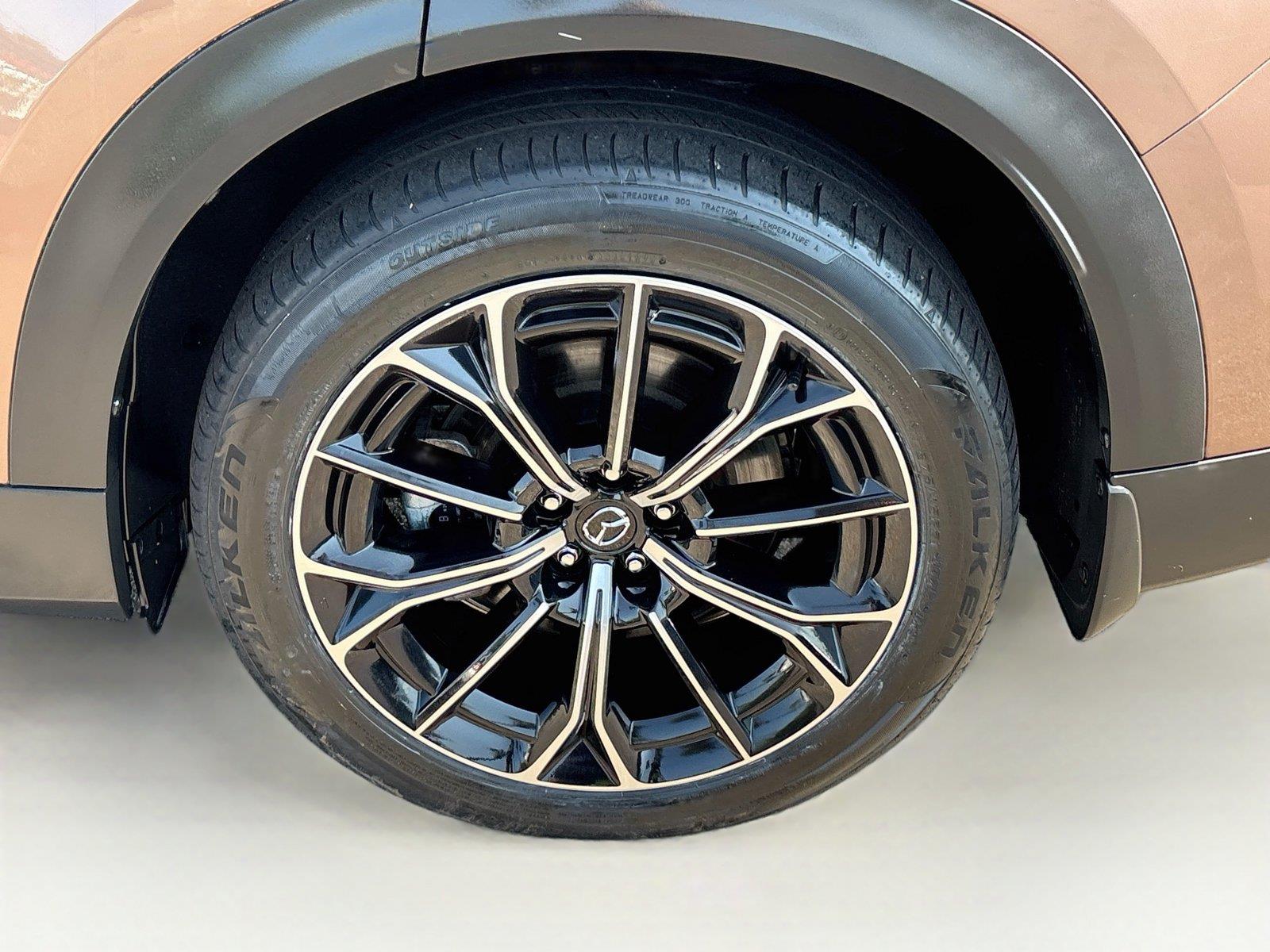 2025 Mazda CX-70 PHEV Premium Package