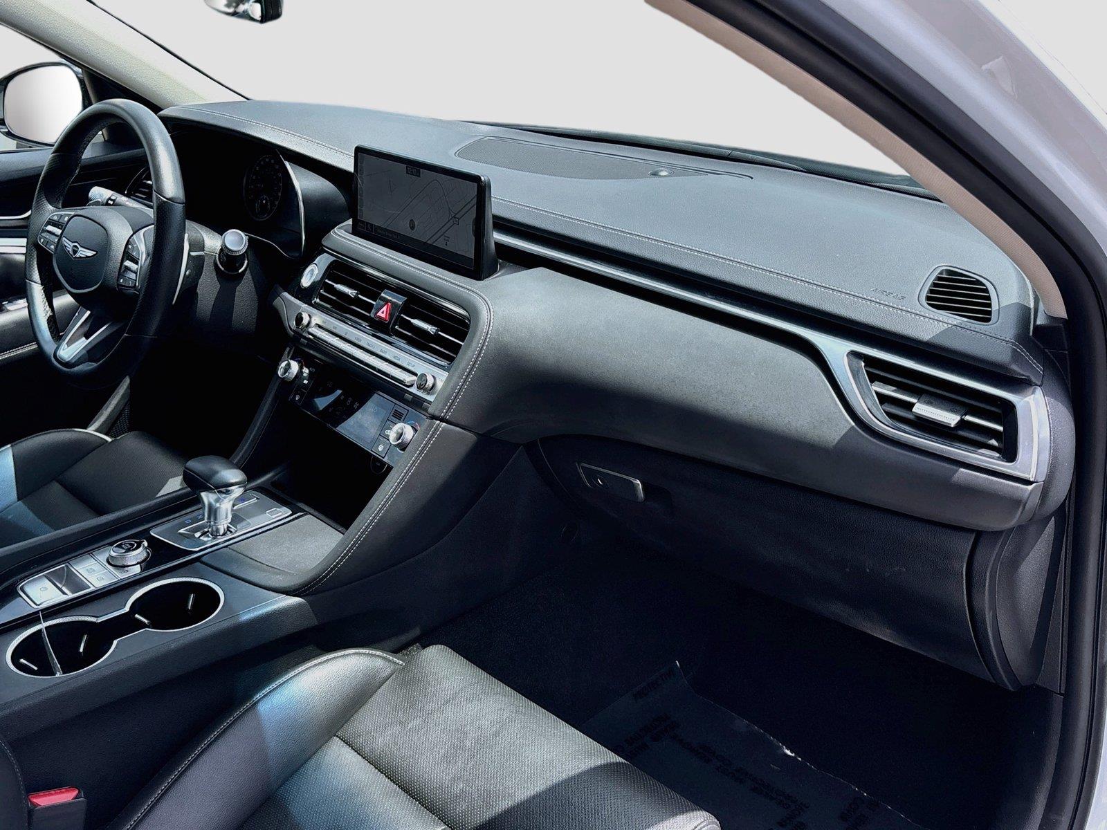 2025 Genesis G70 2.5T
