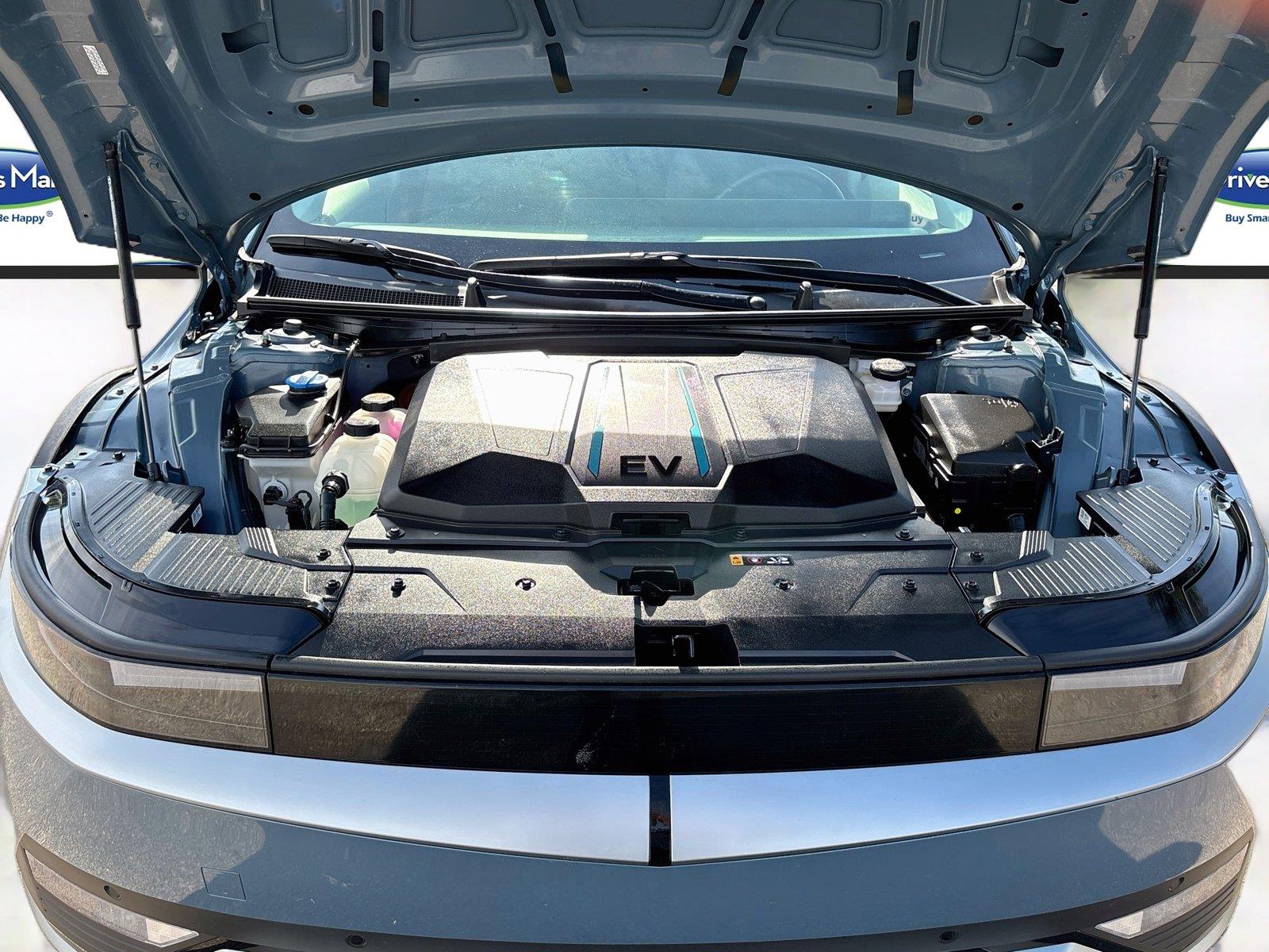 2024 Hyundai IONIQ 5 SEL