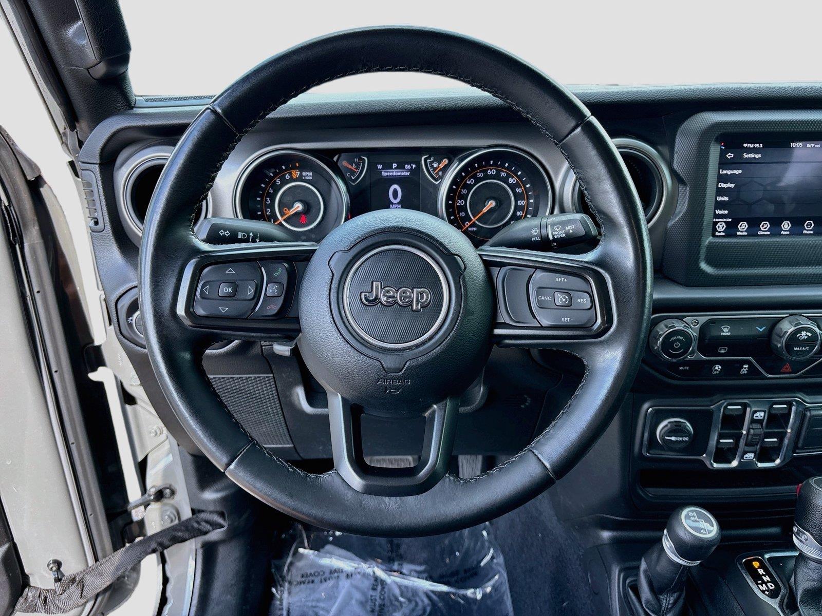 2022 Jeep Gladiator Willys