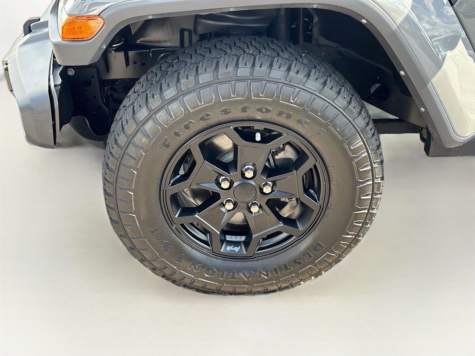 2022 Jeep Gladiator Willys