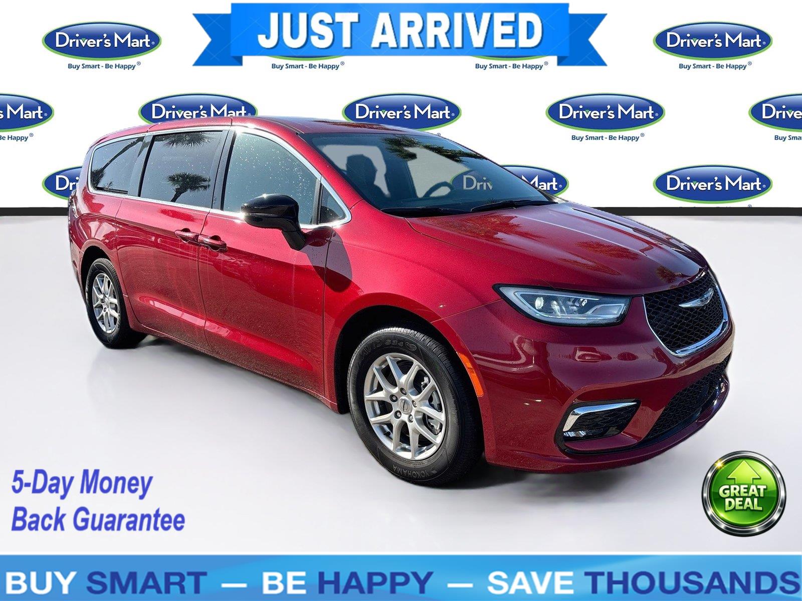 Red Hot Pearlcoat 2025 Chrysler Pacifica Minivan Front-Wheel Drive 9-Speed Automatic