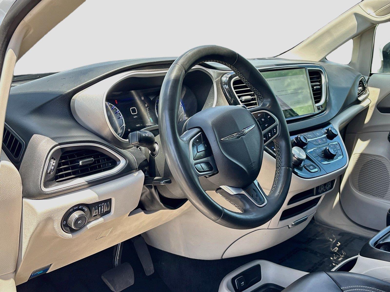 2023 CHRYSLER PACIFICA TOURIN