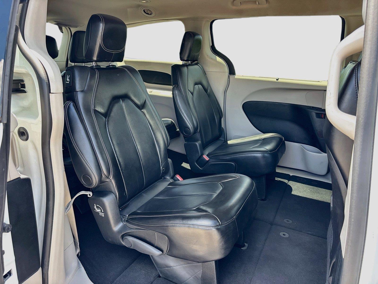 2023 CHRYSLER PACIFICA TOURIN