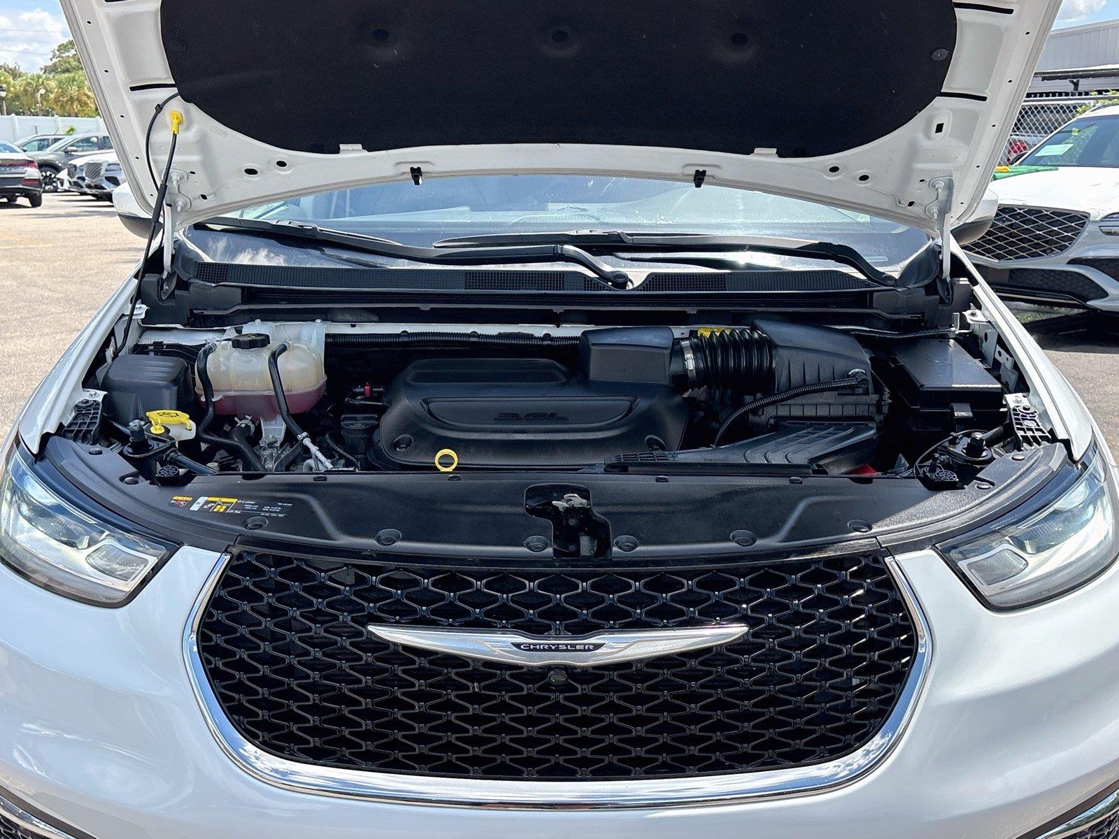 2023 CHRYSLER PACIFICA TOURIN