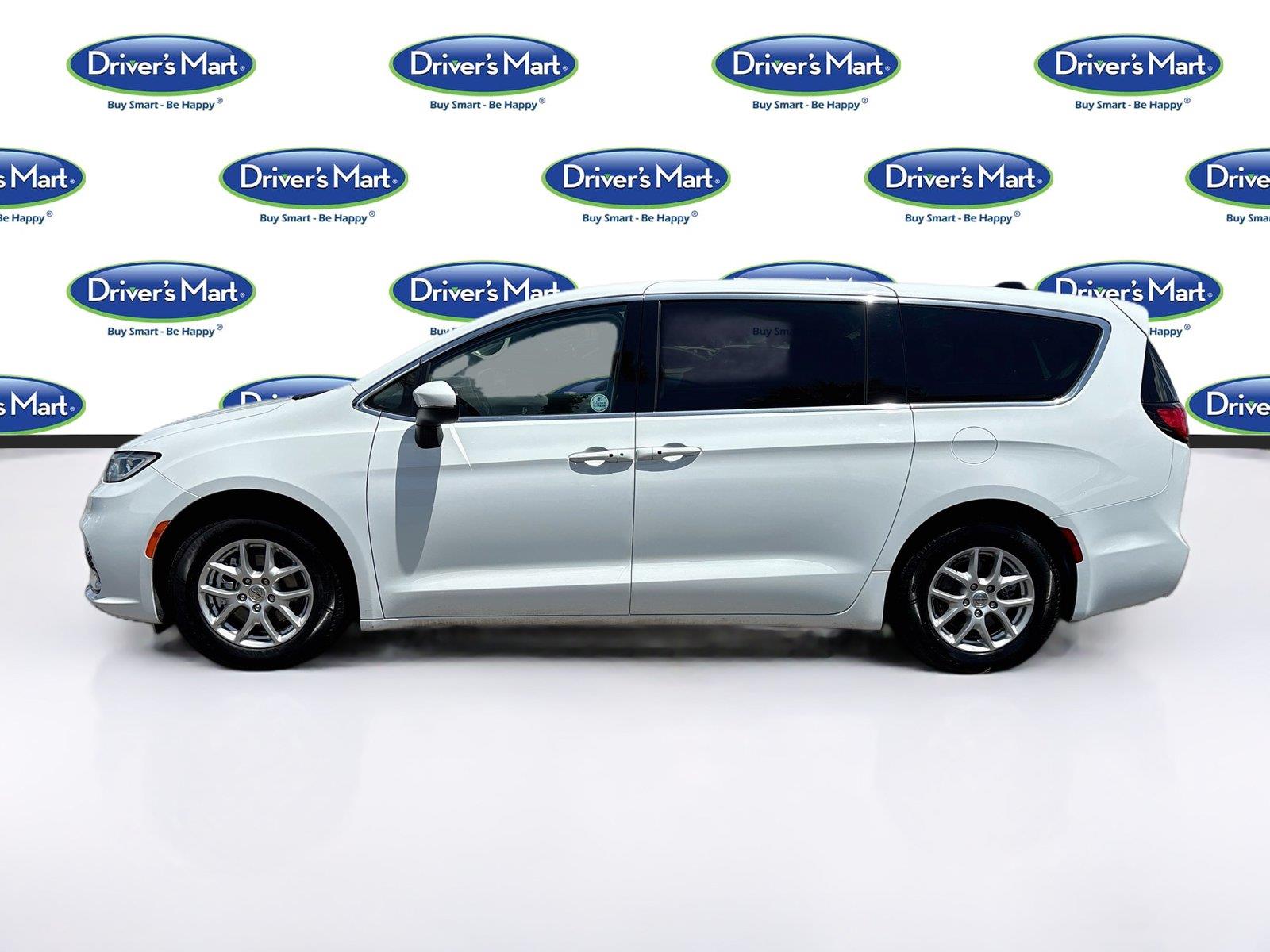 2023 CHRYSLER PACIFICA TOURIN