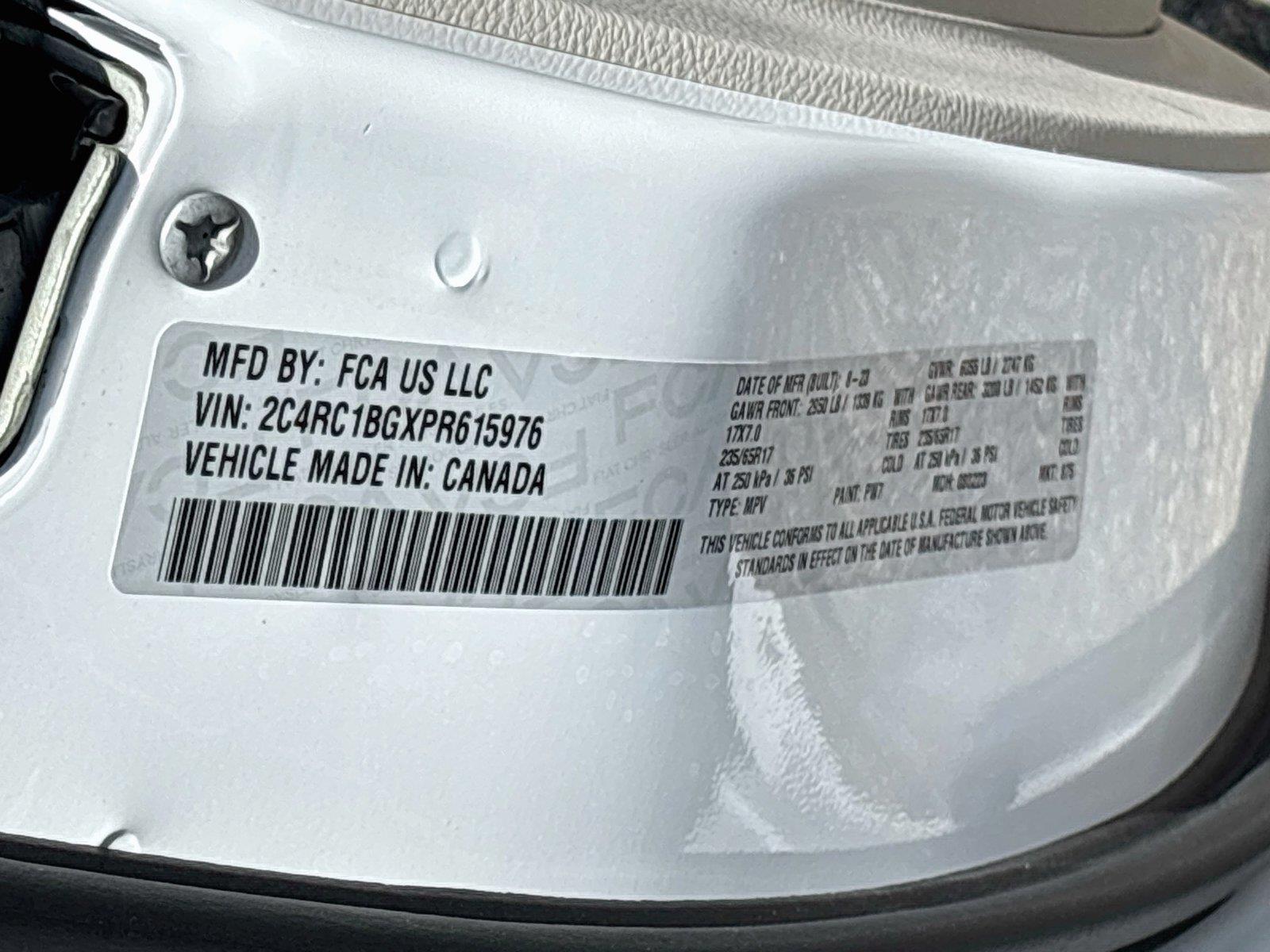 2023 CHRYSLER PACIFICA TOURIN